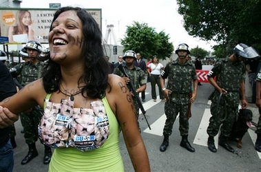 Bush visit sparks protests in Latin America