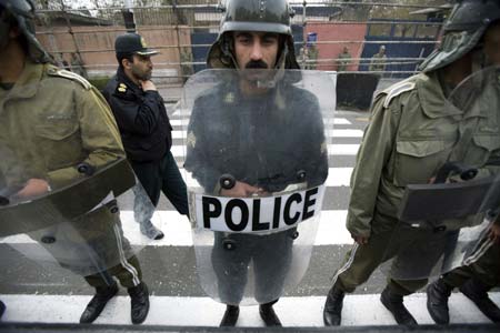 Protest in Iran targets British Embassy
