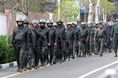 Protest in Iran targets British Embassy