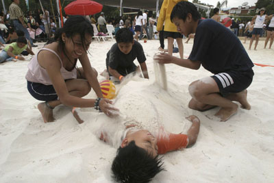 Mexico City opens beaches in town