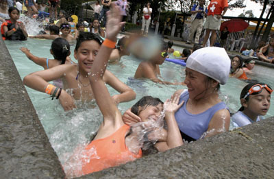 Mexico City opens beaches in town