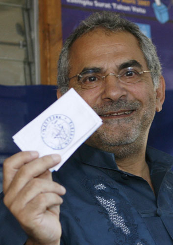 East Timorese vote for president