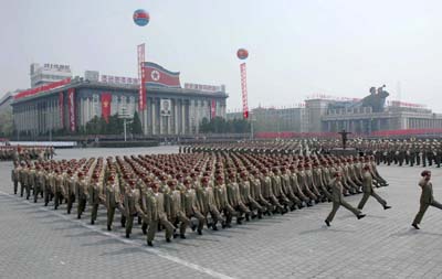 Grand parade marks 75th birthday of N. Korea's army