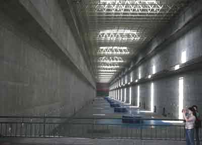 A tour to Three Gorges Dam