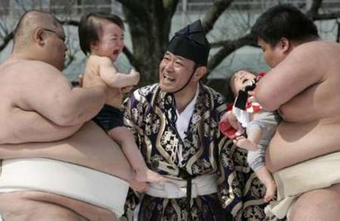 Baby-crying Sumo contest in Tokyo