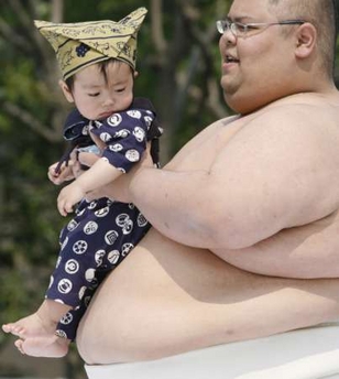 Baby-crying Sumo contest in Tokyo