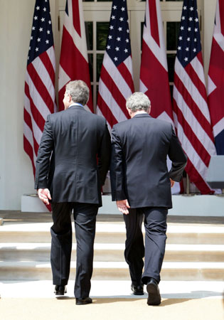 Bush and Blair meet the press