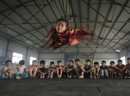 Children at Wushu school