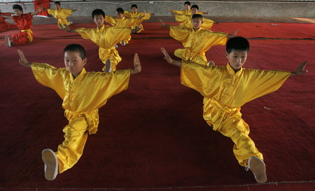 Children at Wushu school