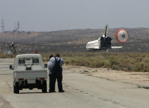 US space shuttle Atlantis lands safely