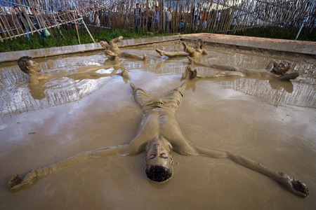 Mud bath at Paleo music festival