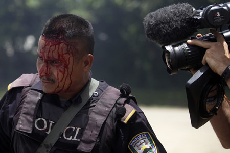 Zelaya's brief return sparks clashes in Honduras
