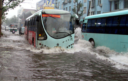 Heavy summer rain hits Jinan