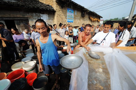 Droughts hit central and northern China