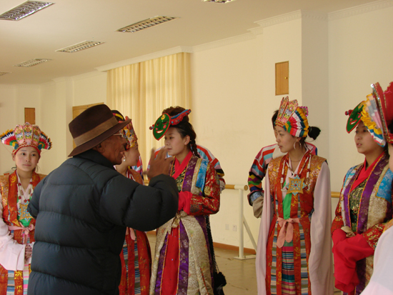 Cidan Duoji: teach Tibetan Opera until the last moment