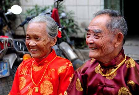 Couple's platinum anniversary celebrated