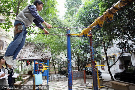 Stunt keeps 70-year-old woman healthy