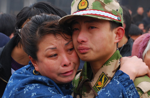 Recruits start military service