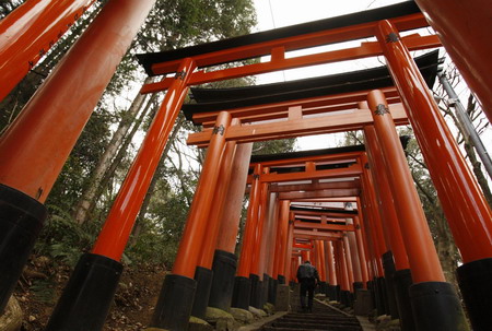 10,000 torii gates at Japan's Shinto shrine
