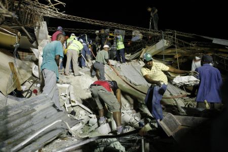 Quake-hit Haiti appealing for international help
