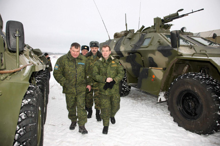 Medvedev inspects new armoured vehicles in Moscow