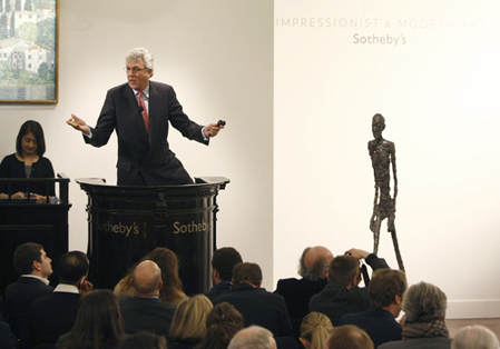 Giacometti sculpture smashes auction world record