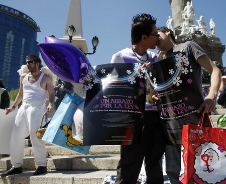 Valentine's Day marked around the world