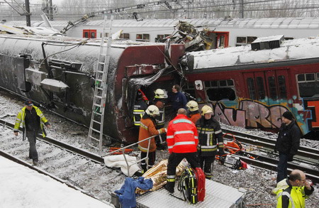 25 dead in Belgian train crash