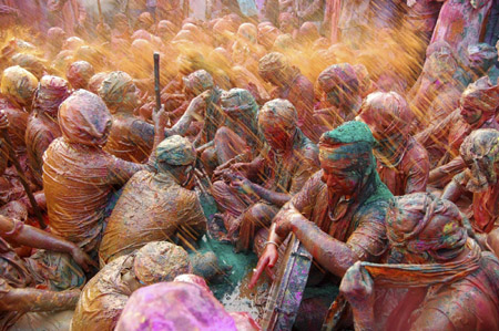 India marks festival of colours