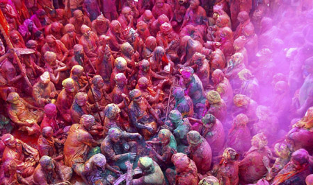 India marks festival of colours