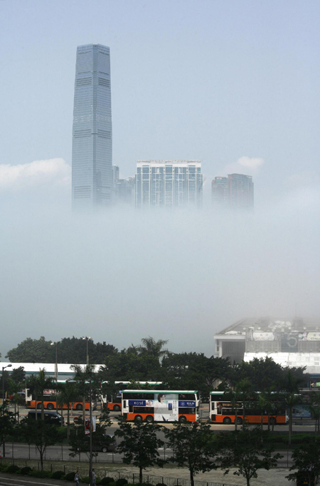 Dense fog shrouds Hong Kong