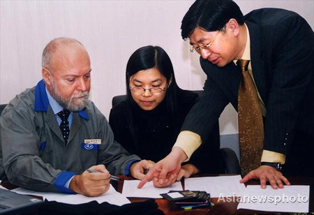4,000 more foreigners register for work