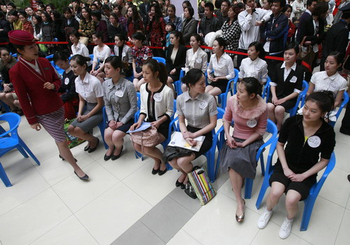 'Air Hostess for Guangzhou Asian Games' Finals begin in Wuhan
