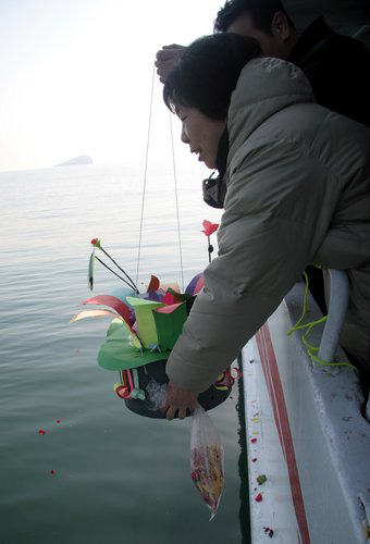 80,000 sea burials in Liaoning since 1997