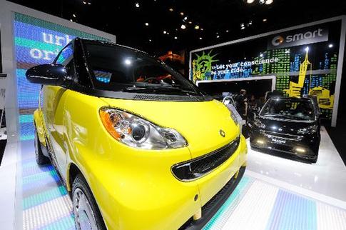 Auto show kicks off in New York