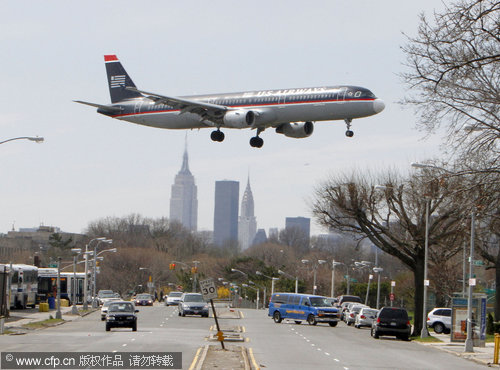 Low-flying planes scare citizens in NYC
