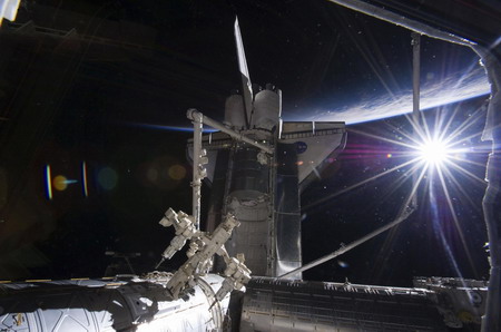 Discovery's mission to extend an extra day