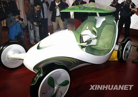 Leaf concept car unveiled at Shanghai Expo