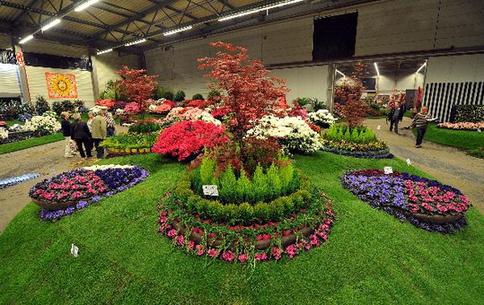 World's largest indoor flower show to kick off