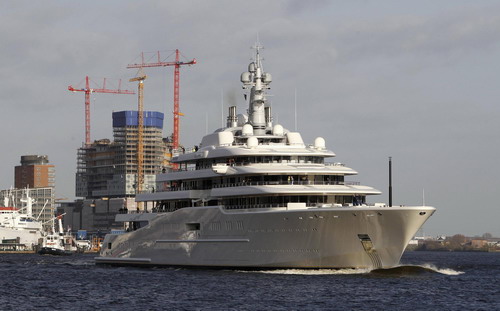World's largest private yacht sets sail