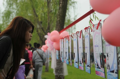 Blind-date event held in Hangzhou