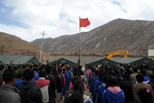 School opens in quake-hit Yushu