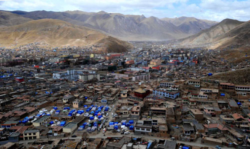Tent city for Qinghai survivors