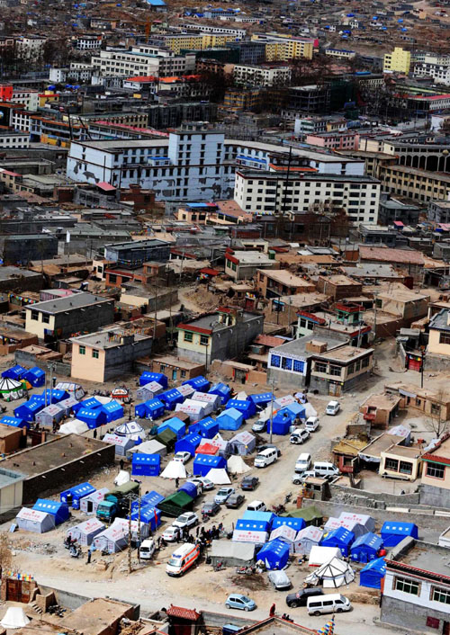 Tent city for Qinghai survivors