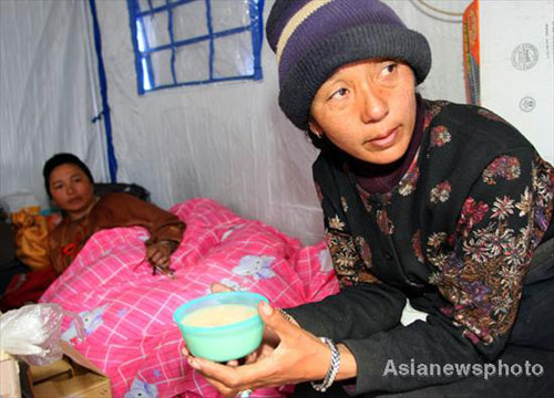 Life of earthquake survivors in Yushu