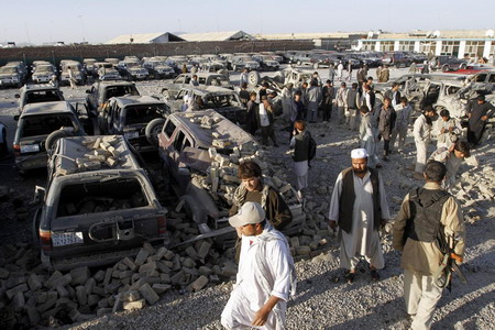Suicide attack kills 4, wounds 30 in Kandahar