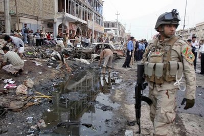 In Iraq's bloodiest day of 2010, attacks kill 100