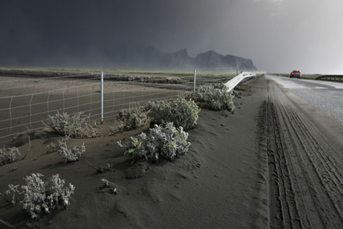 Volcanic ash to close London's Heathrow airport