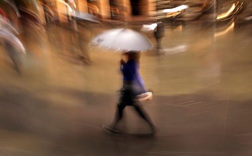 Heavy rain hits Sydney