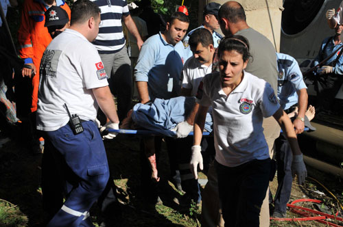 16 Russians killed in Turkey bus plunge